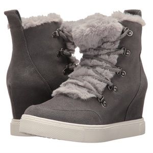 Steve Madden Lift Wedge Sneaker